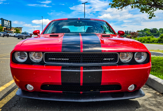 Dodge Challenger SRT-8 392