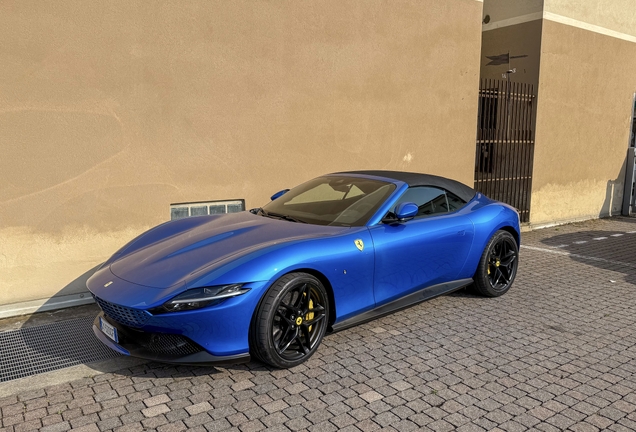 Ferrari Roma Spider