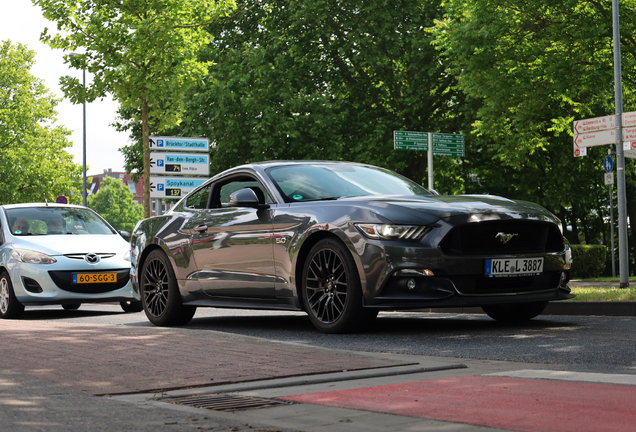 Ford Mustang GT 2015