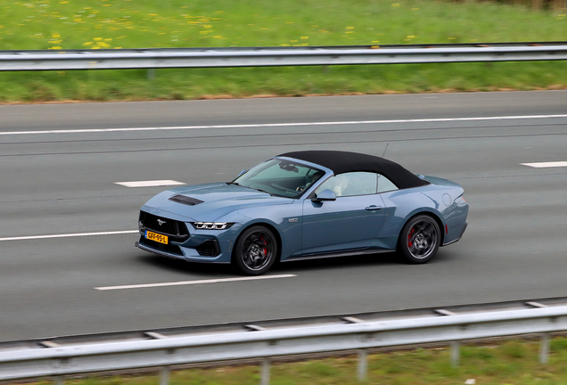 Ford Mustang GT Convertible 2024