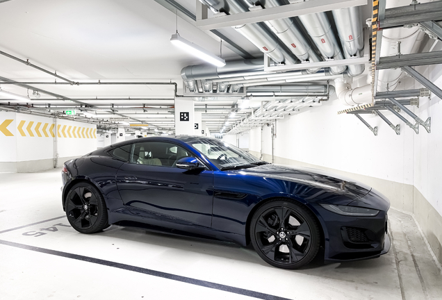 Jaguar F-TYPE R Coupé 2020