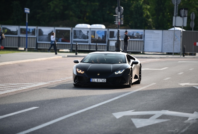 Lamborghini Huracán LP640-4 EVO