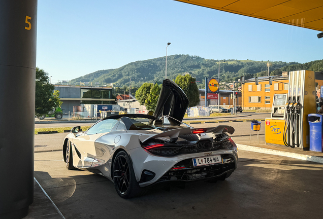 McLaren 750S Spider
