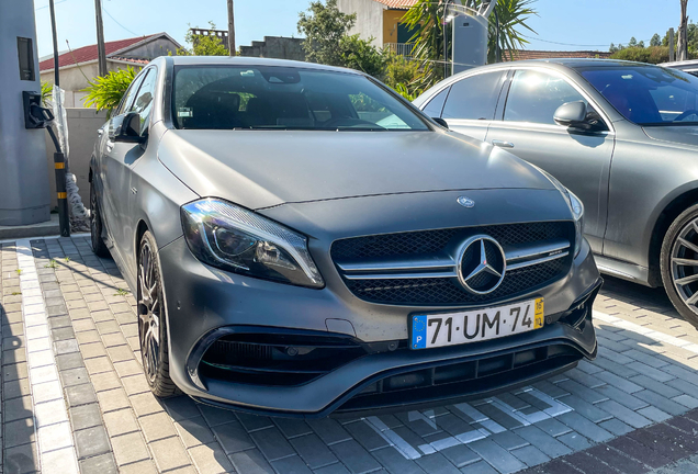 Mercedes-AMG A 45 W176 2015