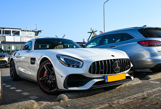 Mercedes-AMG GT C190 2017