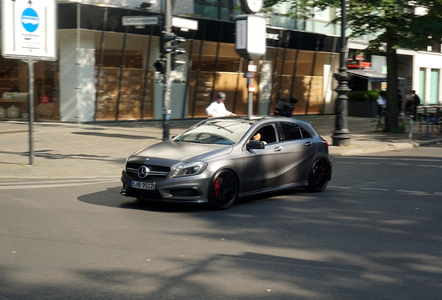 Mercedes-Benz A 45 AMG