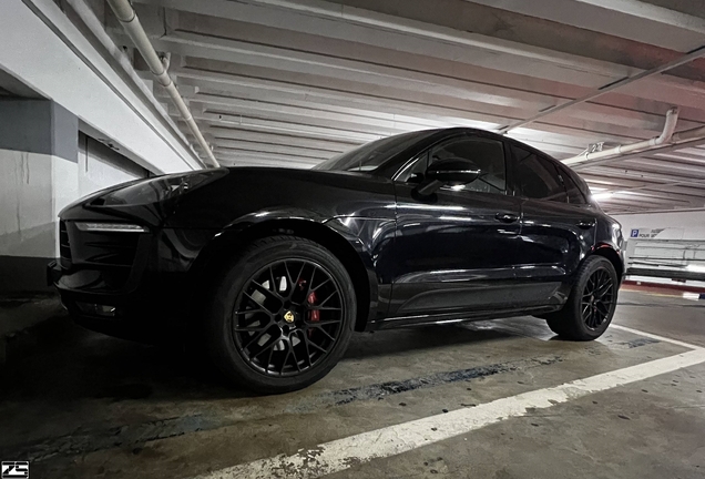 Porsche 95B Macan GTS