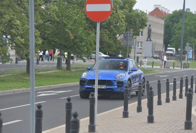 Porsche 95B Macan Turbo