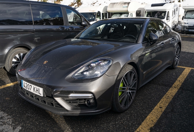Porsche 971 Panamera Turbo S E-Hybrid