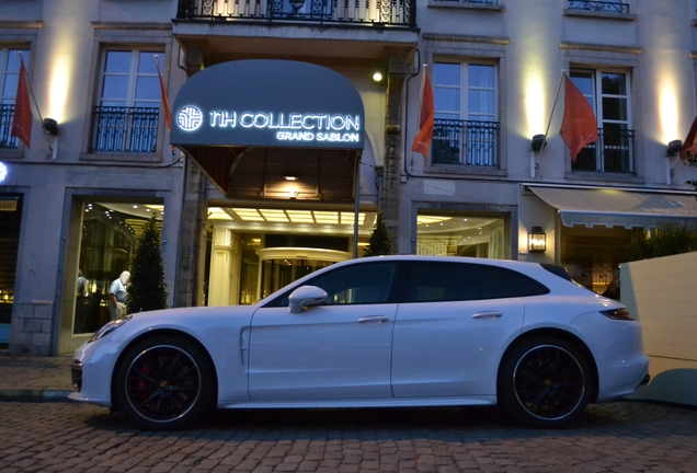 Porsche 971 Panamera Turbo Sport Turismo