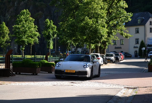 Porsche 992 Carrera 4S