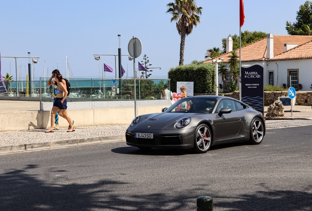 Porsche 992 Carrera 4S