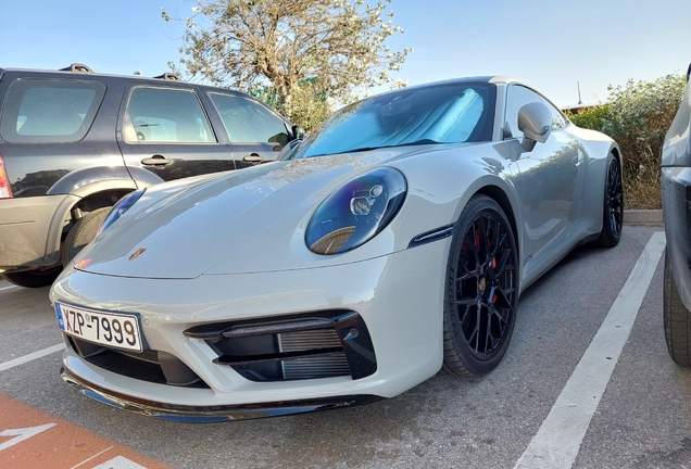 Porsche 992 Carrera GTS