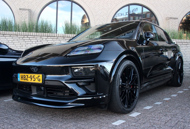 Porsche Macan EV Turbo