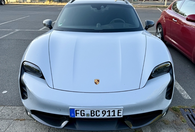 Porsche Taycan GTS Sport Turismo