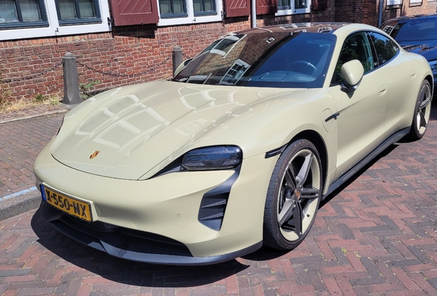 Porsche Taycan GTS Hockenheimring Edition