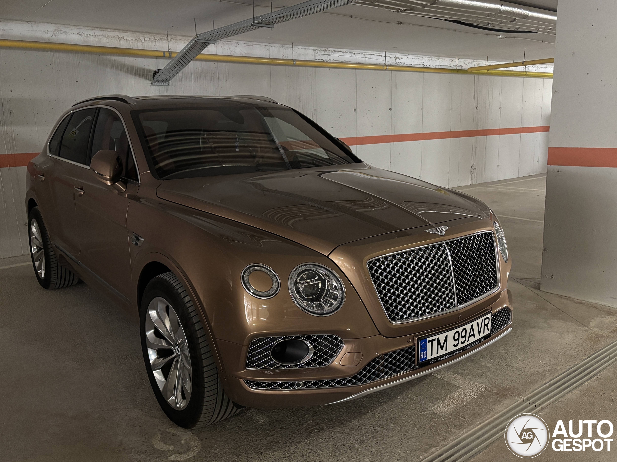 Bentley Bentayga V8