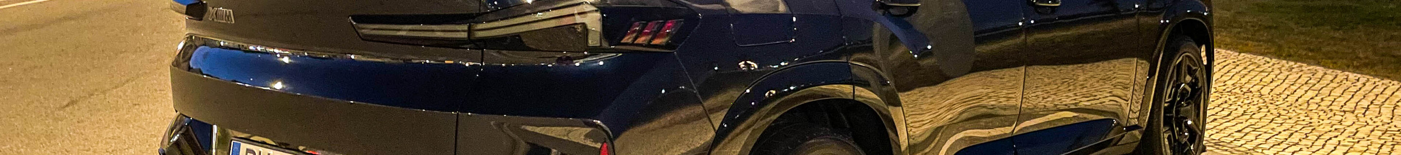 BMW XM G09