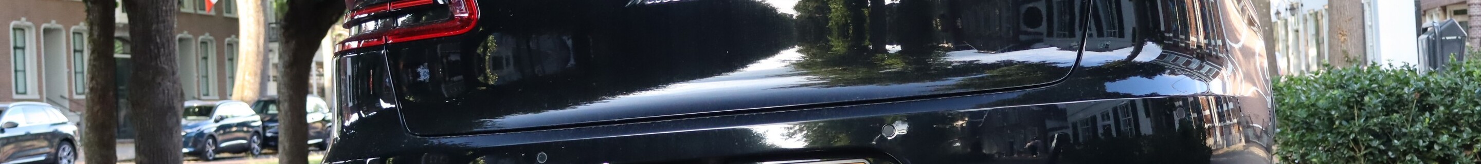 Porsche 95B Macan Turbo MkI