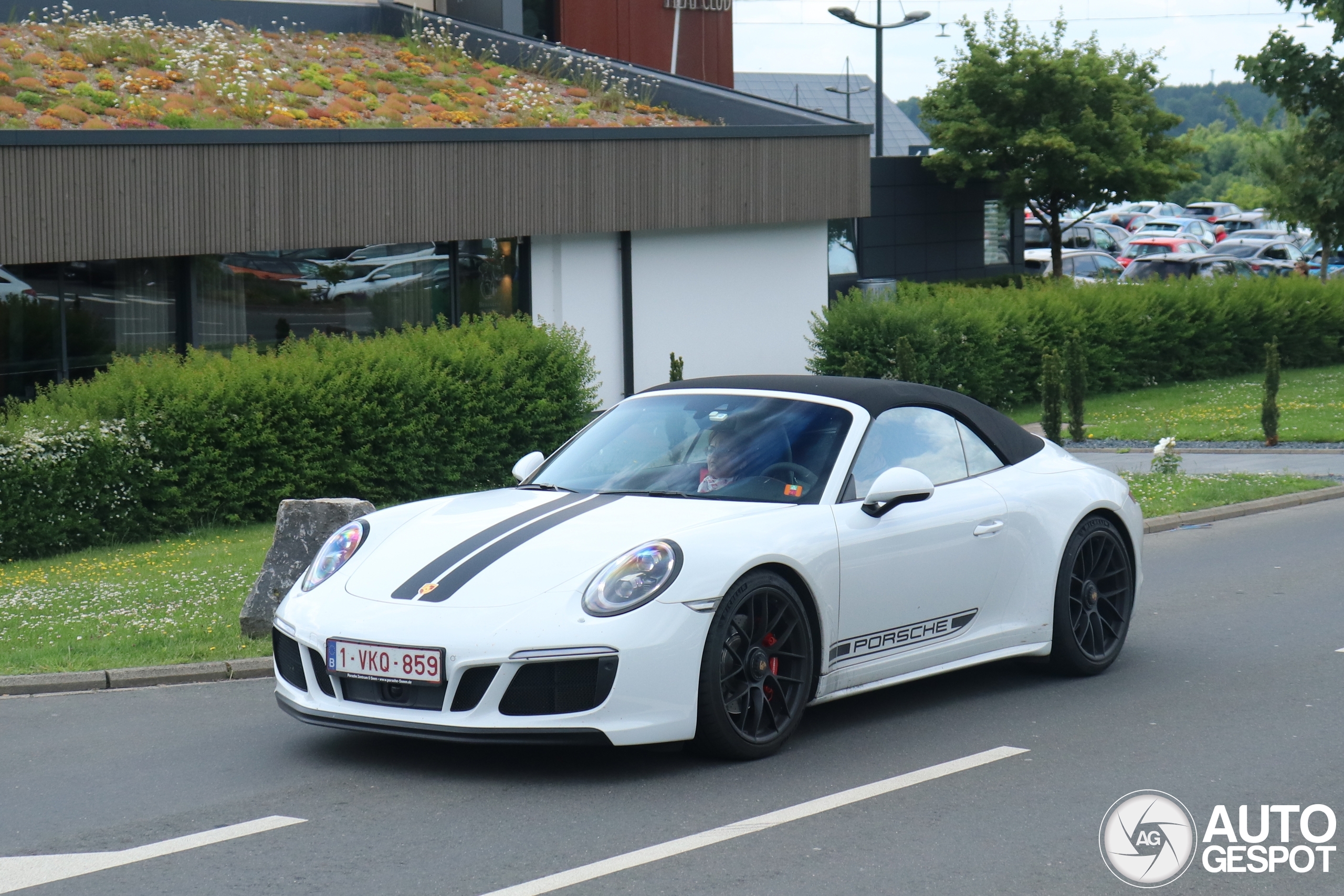 Porsche 991 Carrera 4 GTS Cabriolet MkII