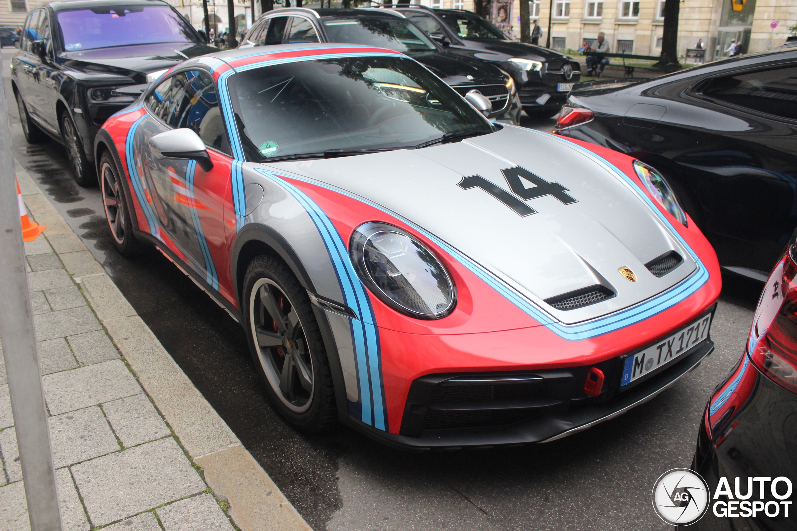 Porsche 992 Dakar