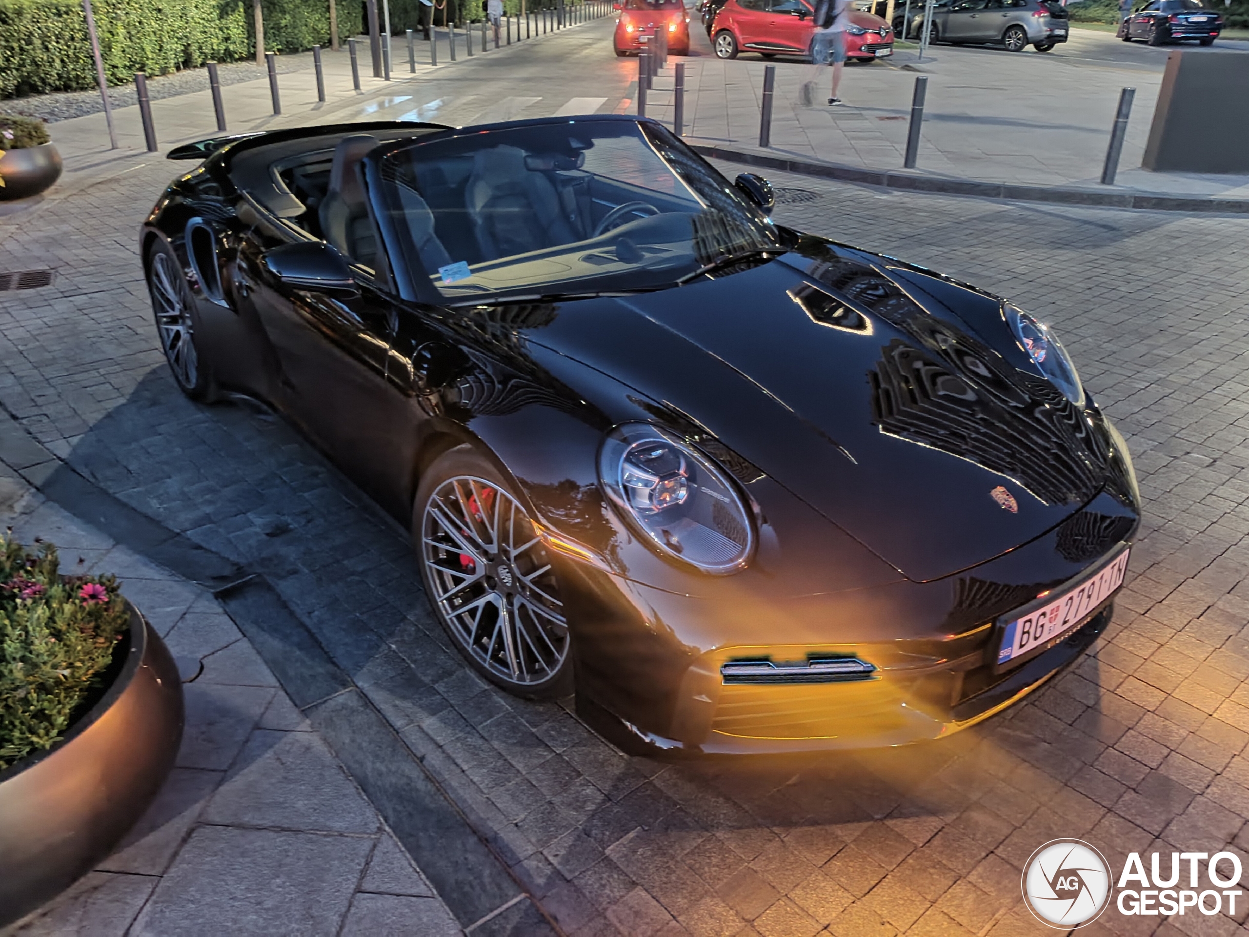 Porsche 992 Turbo Cabriolet