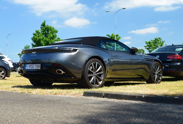 Aston Martin DB11 V8 Volante