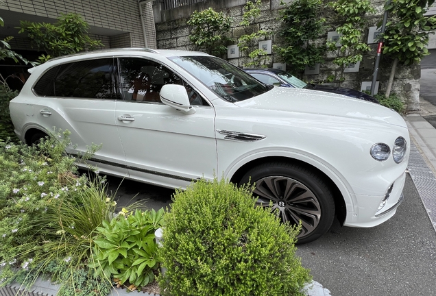 Bentley Bentayga Azure EWB