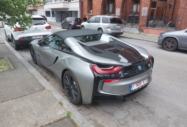 BMW i8 Roadster