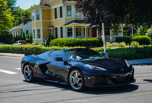 Chevrolet Corvette C8 E-Ray Convertible