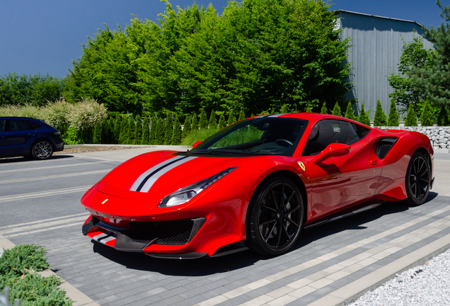 Ferrari 488 Pista