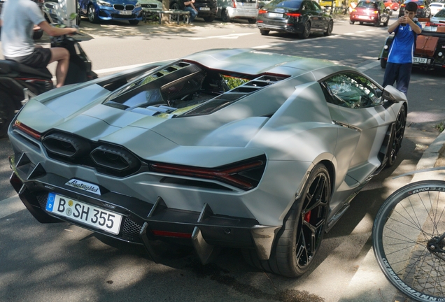 Lamborghini Revuelto