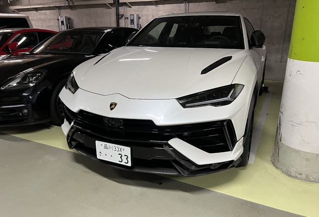 Lamborghini Urus Performante