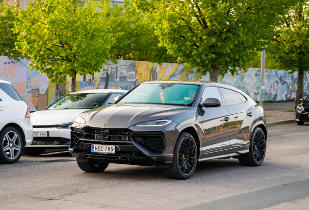 Lamborghini Urus SE