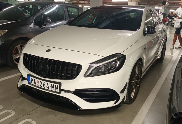 Mercedes-AMG A 45 W176 2015