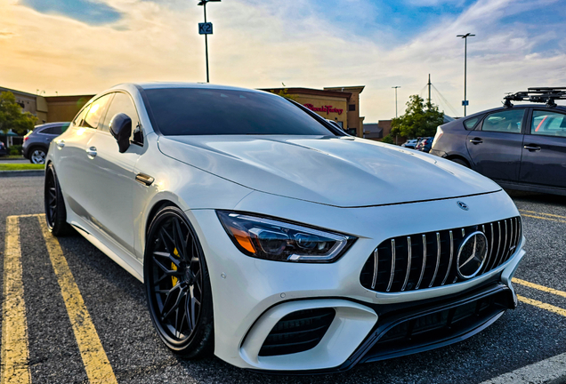 Mercedes-AMG GT 63 S X290