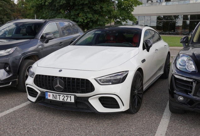Mercedes-AMG GT 63 X290
