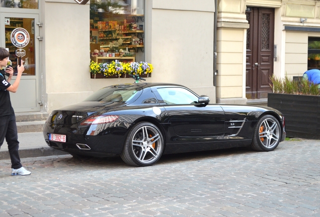 Mercedes-Benz SLS AMG