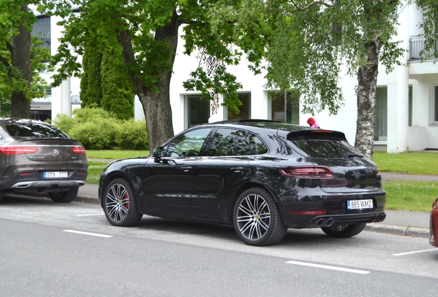 Porsche 95B Macan Turbo