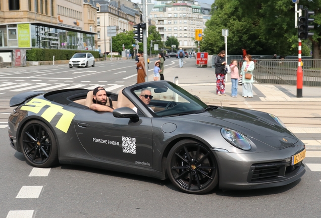 Porsche 992 Carrera 4S Cabriolet