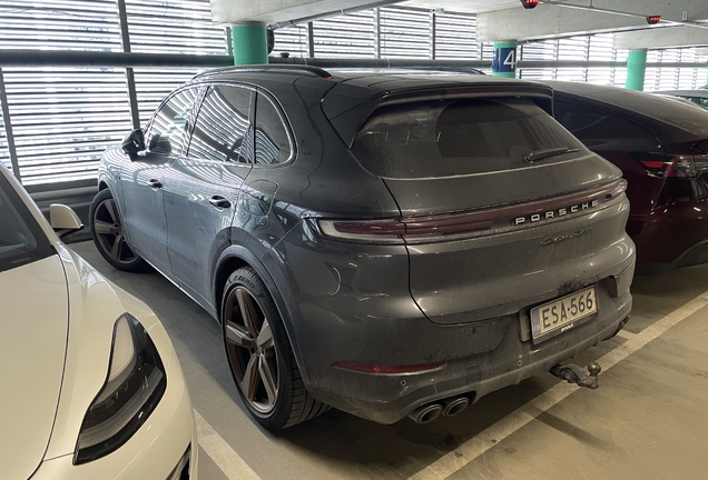 Porsche 9YA Cayenne Turbo E-Hybrid