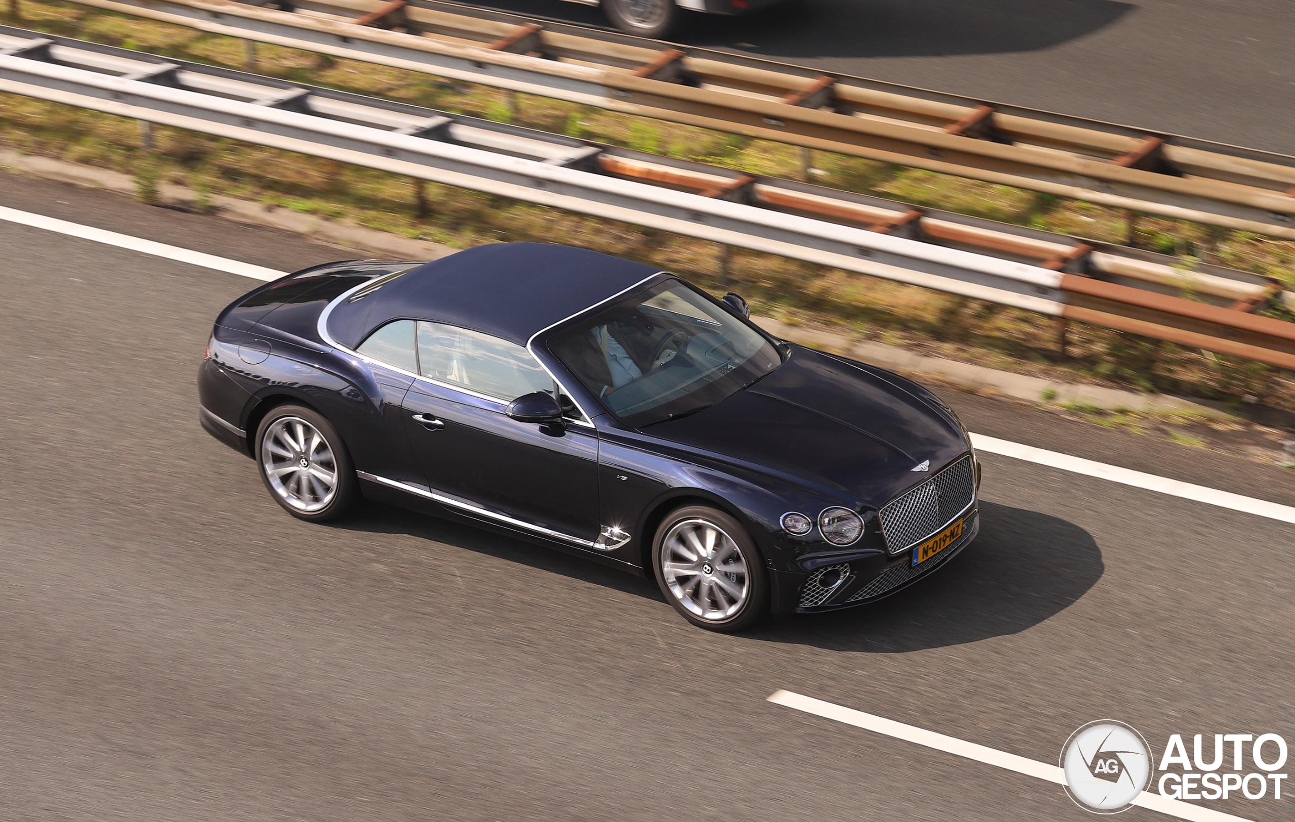Bentley Continental GTC V8 2020