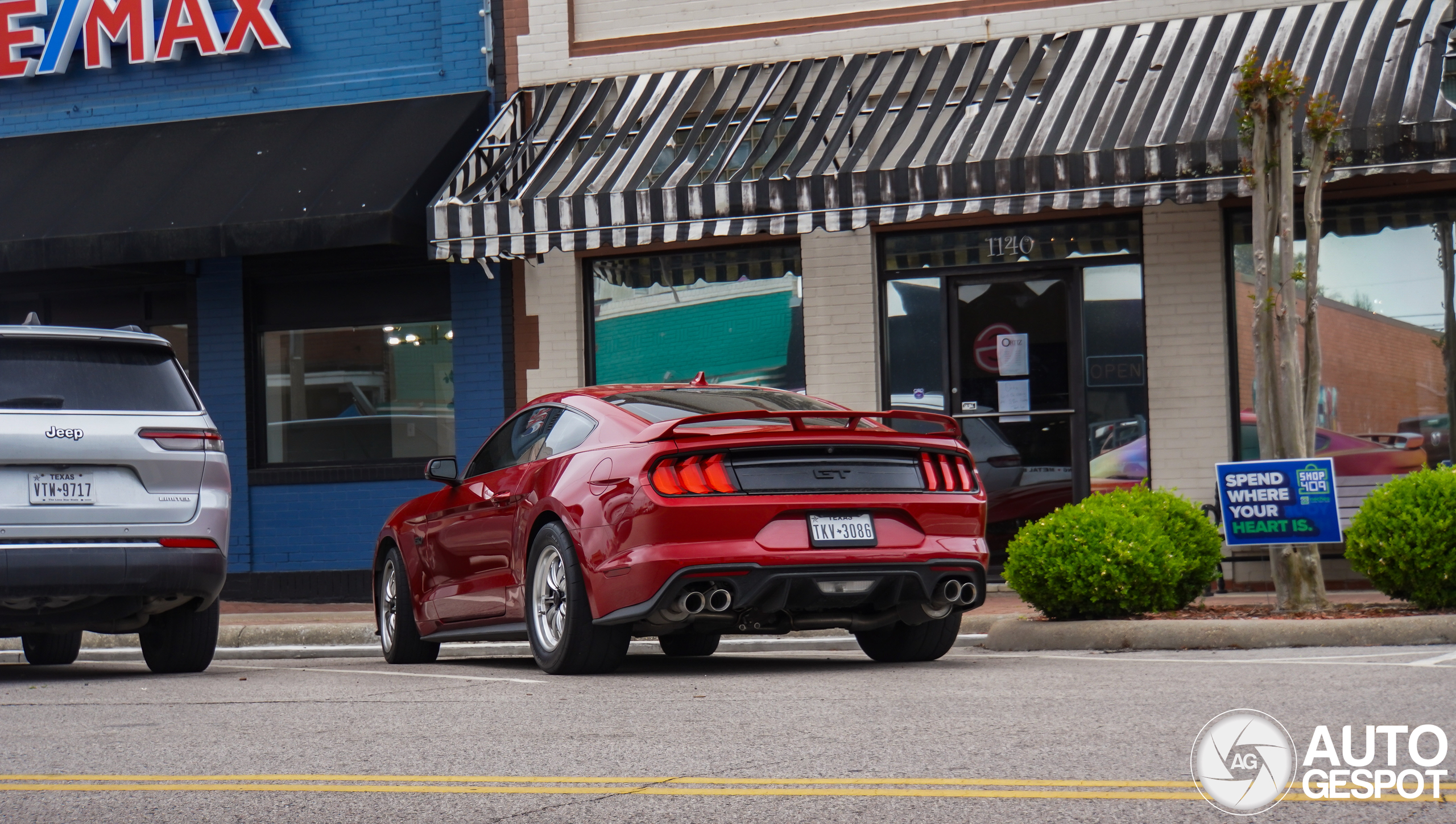 Ford Mustang in de stad Nederland?