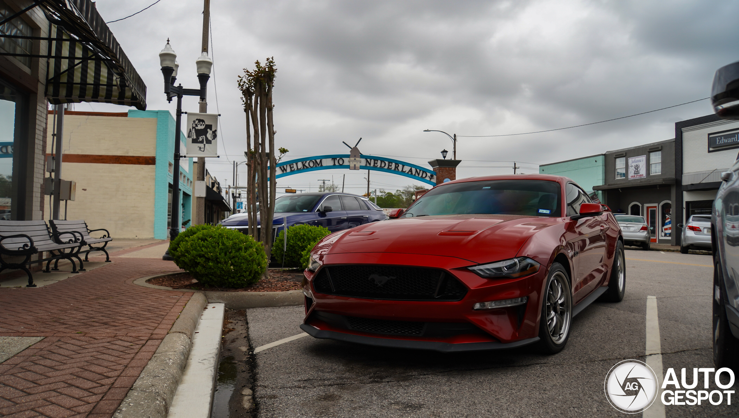 Ford Mustang in de stad Nederland?