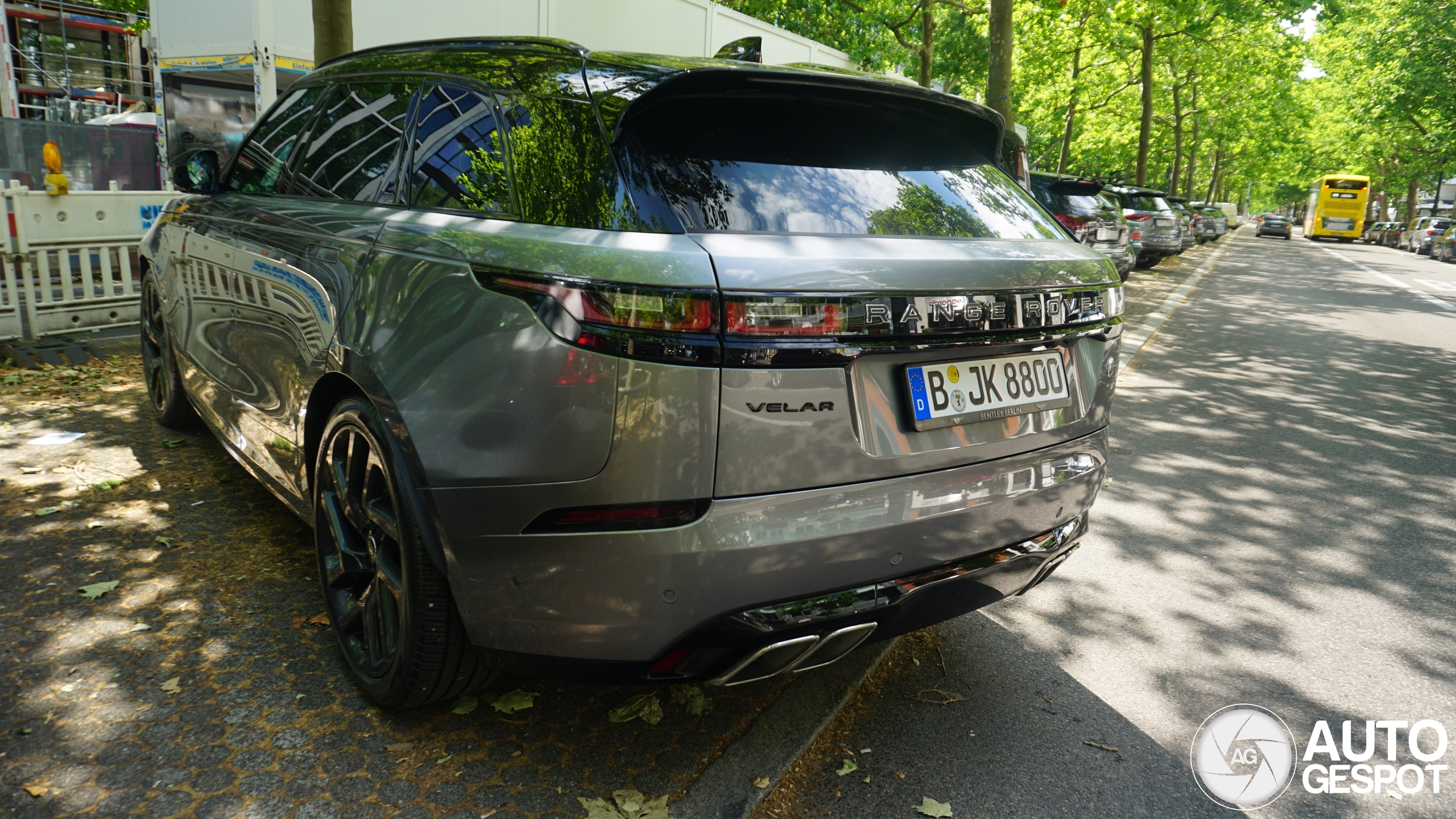 Land Rover Range Rover Velar SVAutobiography