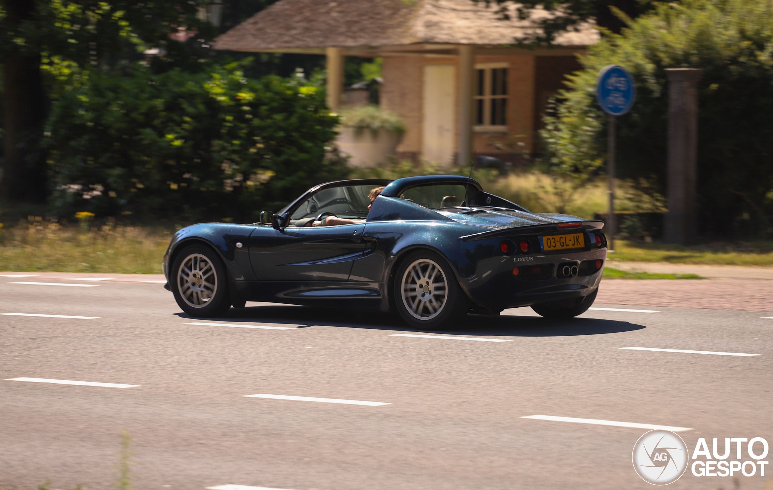 Lotus Elise S1
