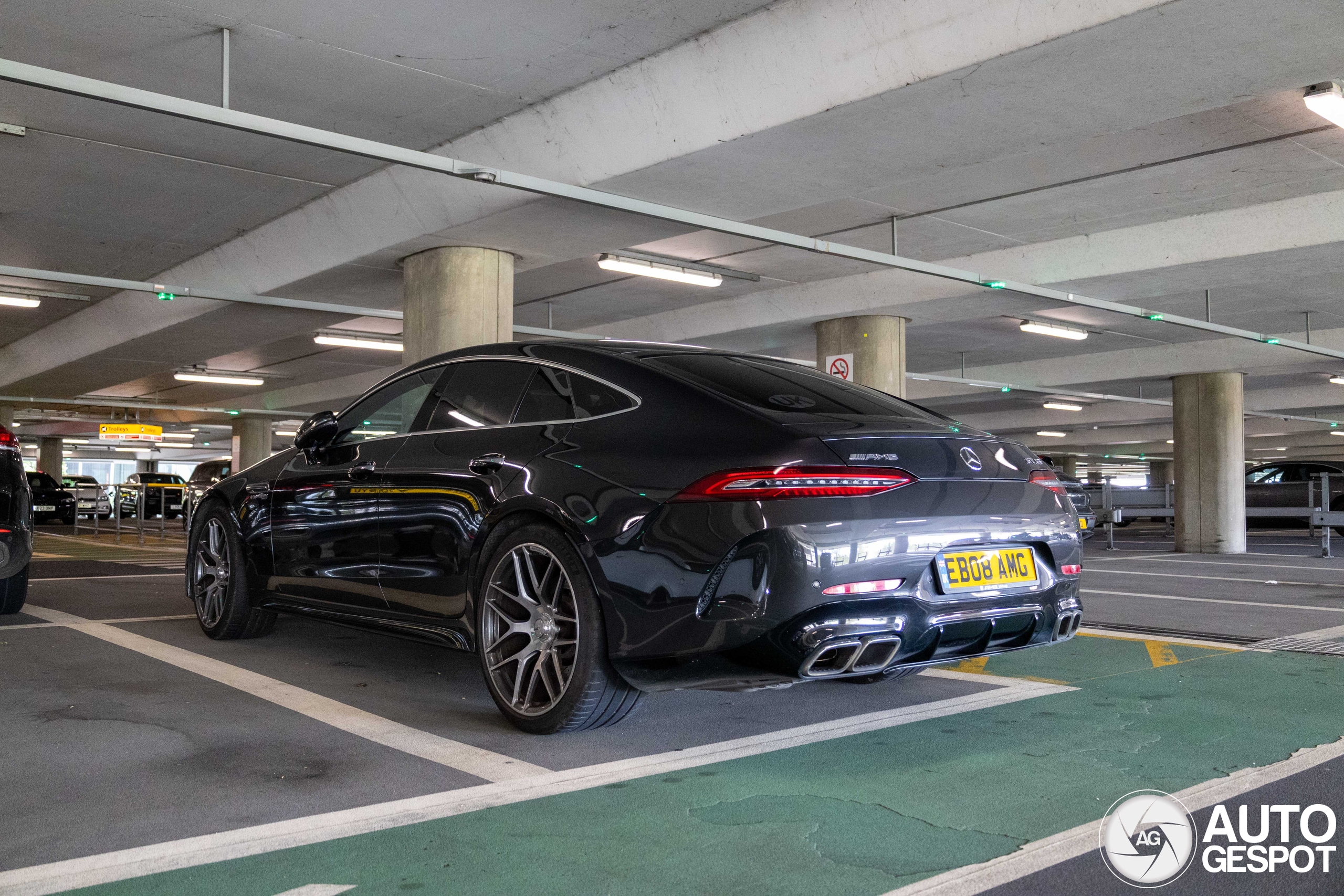 Mercedes-AMG GT 63 X290