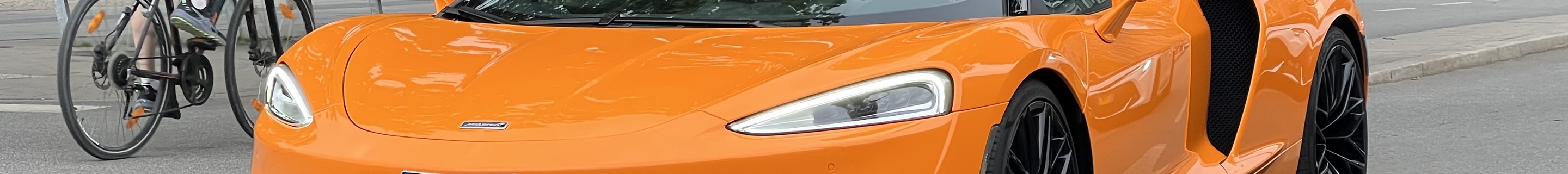 McLaren GT
