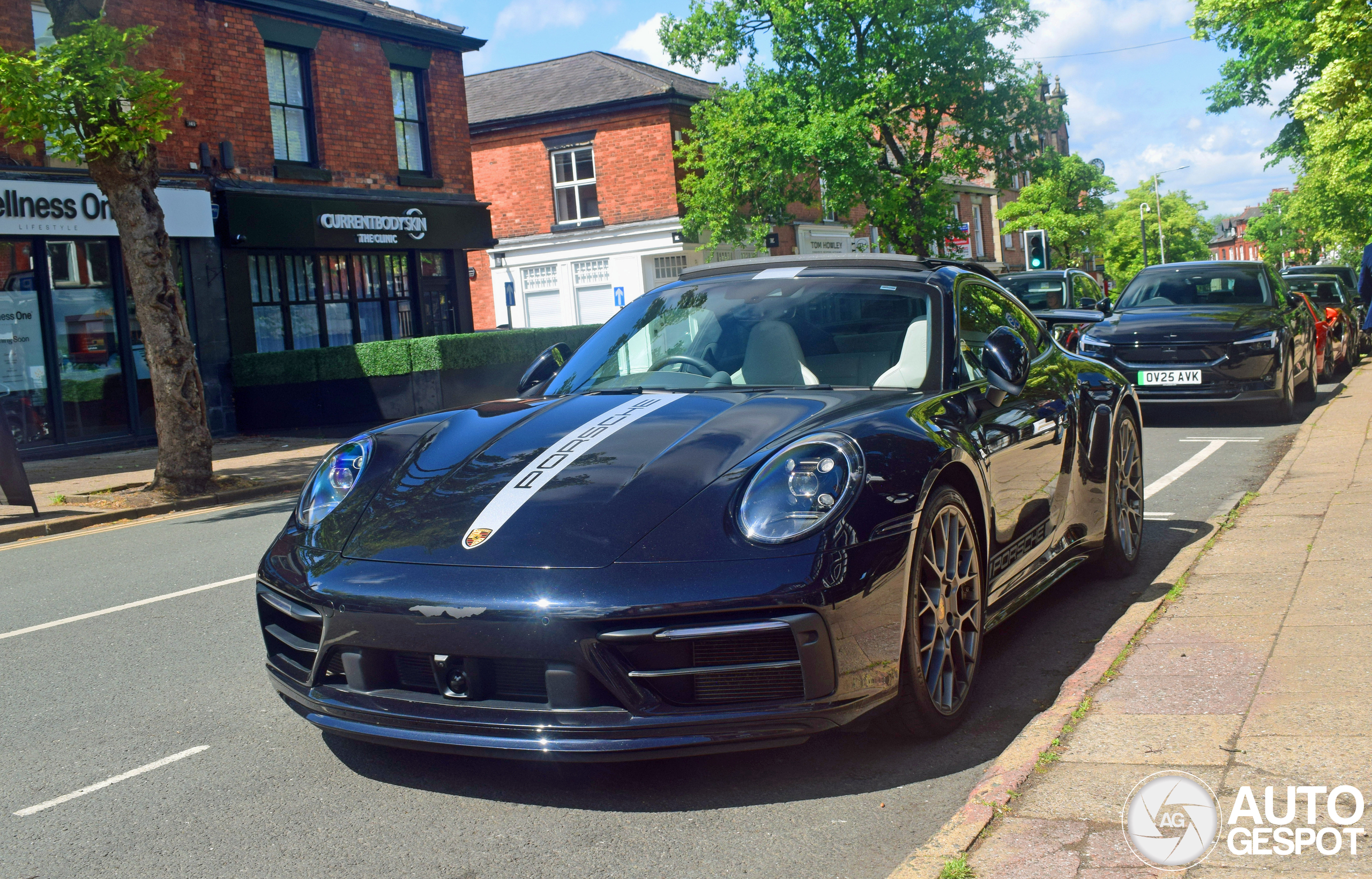 Porsche 992 Carrera 4S