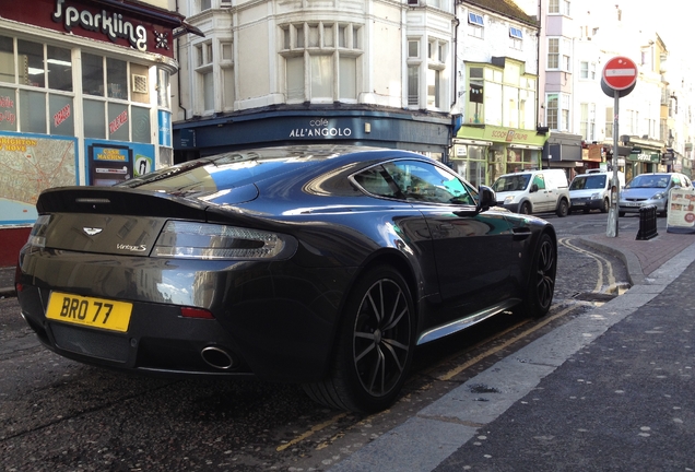 Aston Martin V8 Vantage S